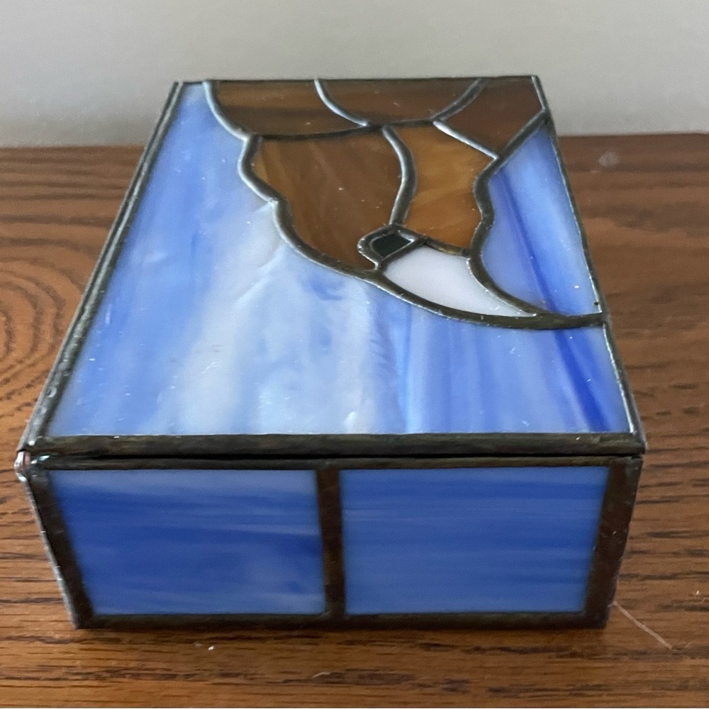 Stained Glass Box with hinged lid - Picture 9 of 12